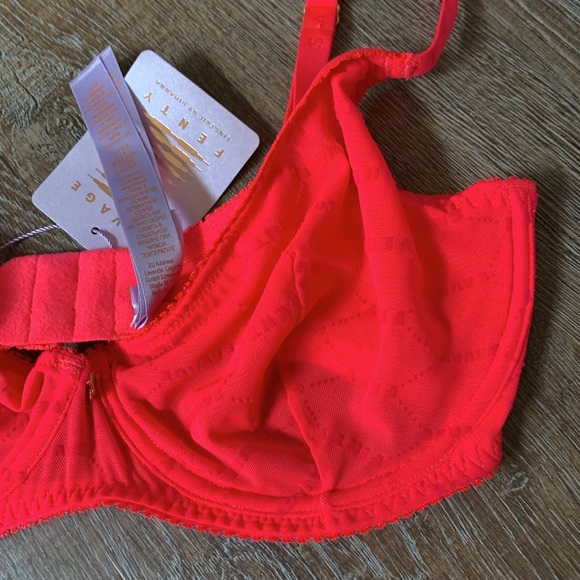 NEW bras Savage Fenty Lingerie by Rihanna size 32 DDD - Picture 5 of 8